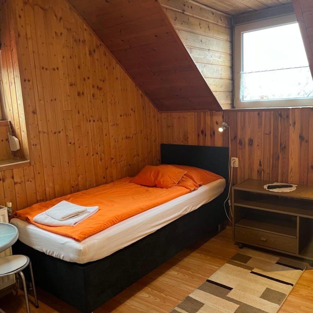 Szigetvár Lenzl'S Panzio Bed & Breakfast エクステリア 写真