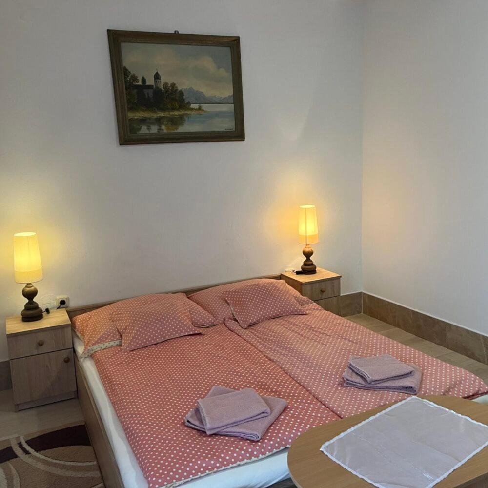 Szigetvár Lenzl'S Panzio Bed & Breakfast エクステリア 写真