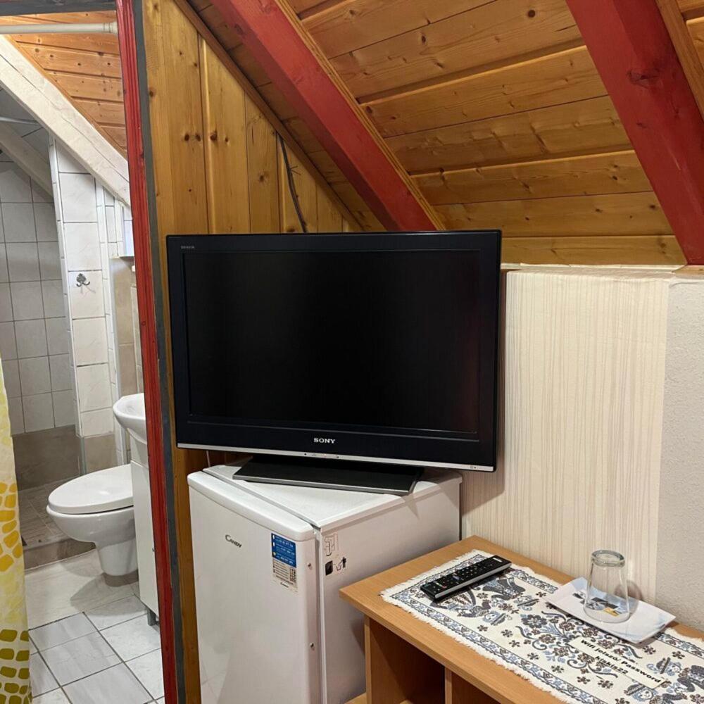 Szigetvár Lenzl'S Panzio Bed & Breakfast エクステリア 写真