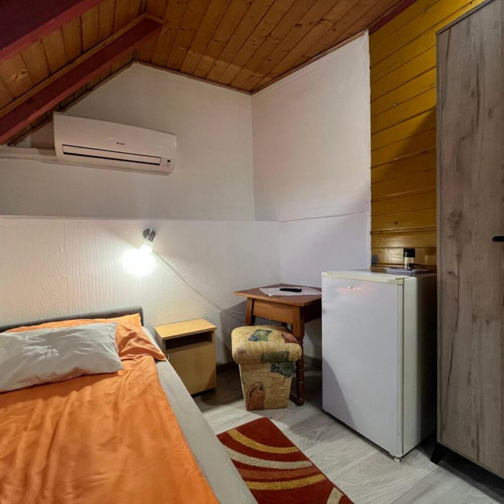 Szigetvár Lenzl'S Panzio Bed & Breakfast エクステリア 写真