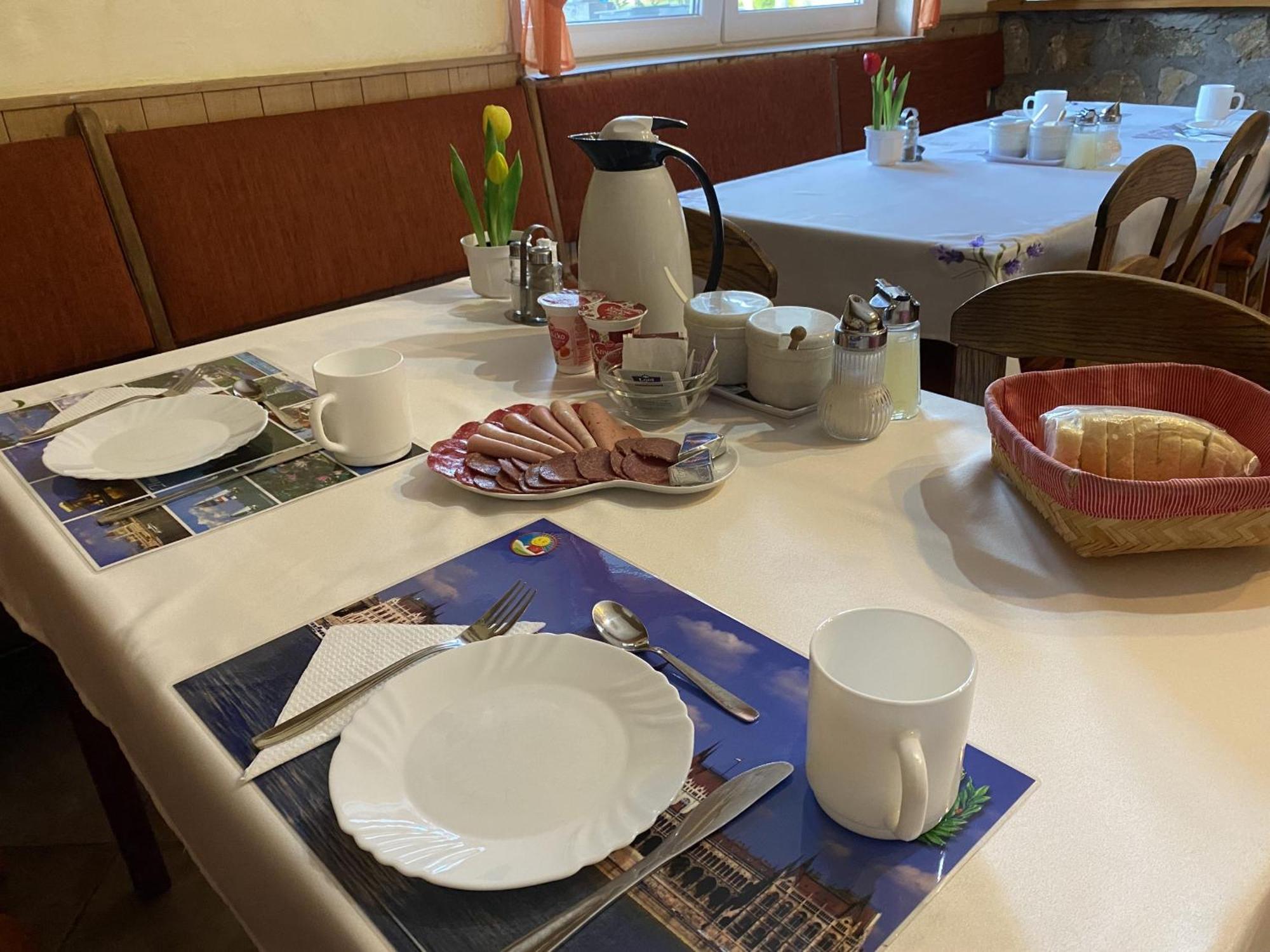 Szigetvár Lenzl'S Panzio Bed & Breakfast エクステリア 写真