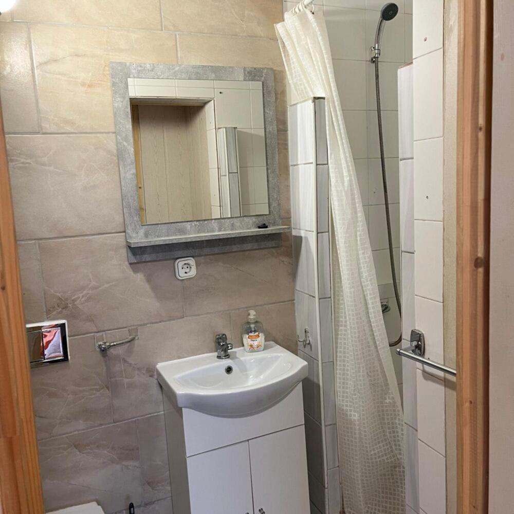Szigetvár Lenzl'S Panzio Bed & Breakfast エクステリア 写真